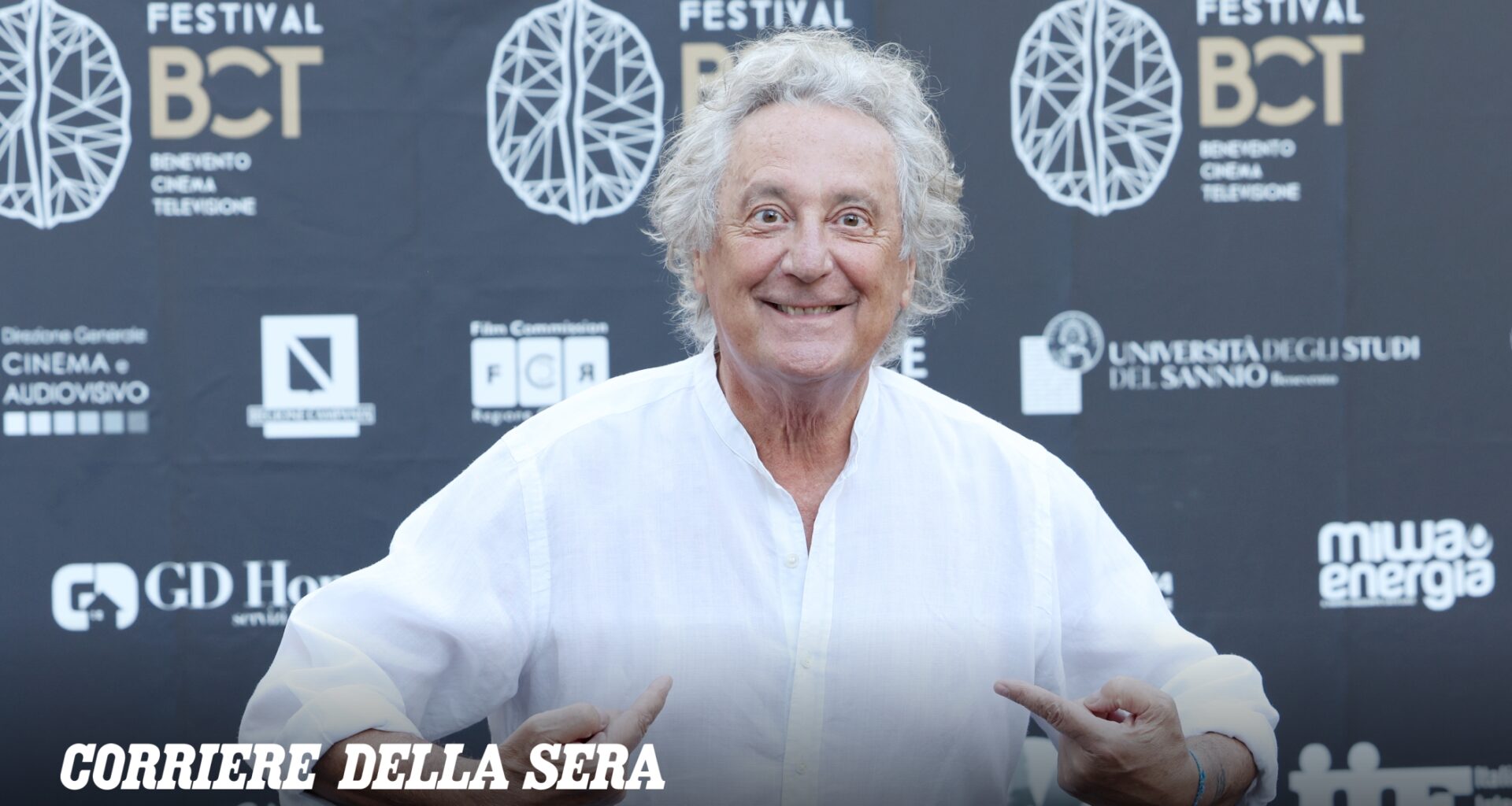 Iacchetti: «Il cinema è in mano a una conventicola romana, ma io sogno un film con Avati. De Gregori e la Palestina? Io non rinuncerò mai a schierarmi»