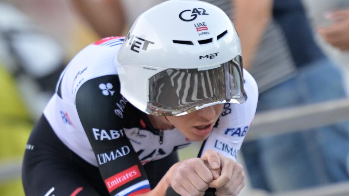 Vuelta, la prima maglia rossa è di Tadej Pogacar per 9 centesimi