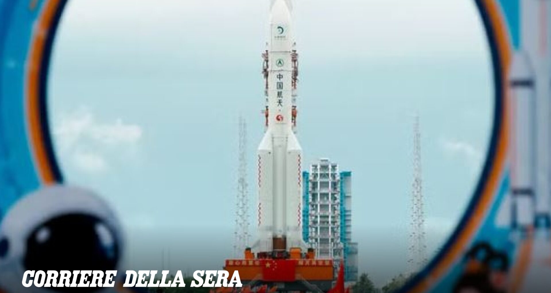 Persa la finestra di lancio a causa di un tifone: la missione cinese per il polo sud della Luna rinviata al 2027