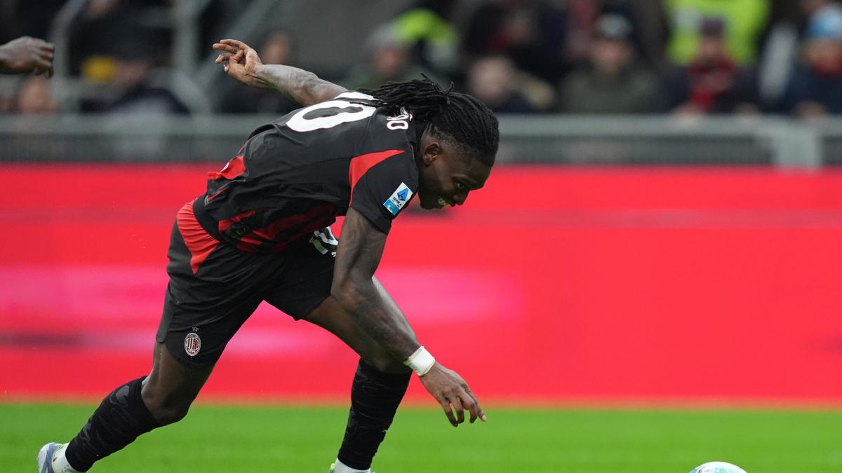 Leao piace all'Aston Villa. Il Galatasaray resta in attesa