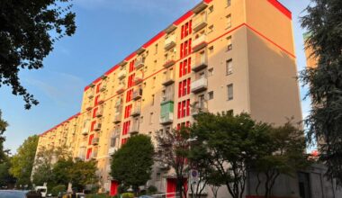 Accoltella la moglie malata e chiama il figlio: "Ho ammazzato la mamma”