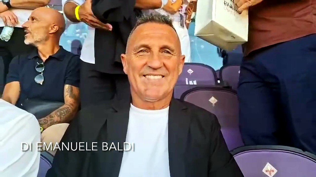 Centenario Fiorentina in diretta, il grande giorno viola: brividi per l’abbraccio Rui Costa-Batistuta