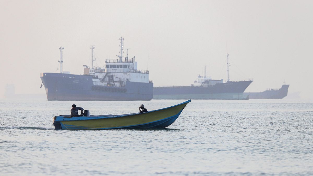Iran, pronta la dichiarazione per una zona vietata vicino Hormuz