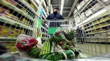 Stangata d'autunno, Federconsumatori: «3000 euro in più a famiglia tra settembre e novembre»