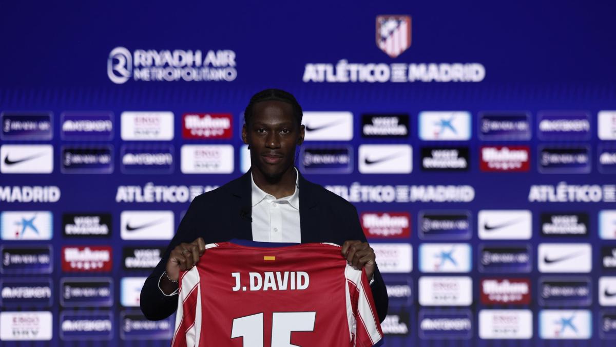 Jonathan David criticato tifosi dell'Atletico: "È sovrappeso". Lo difende Griezmann