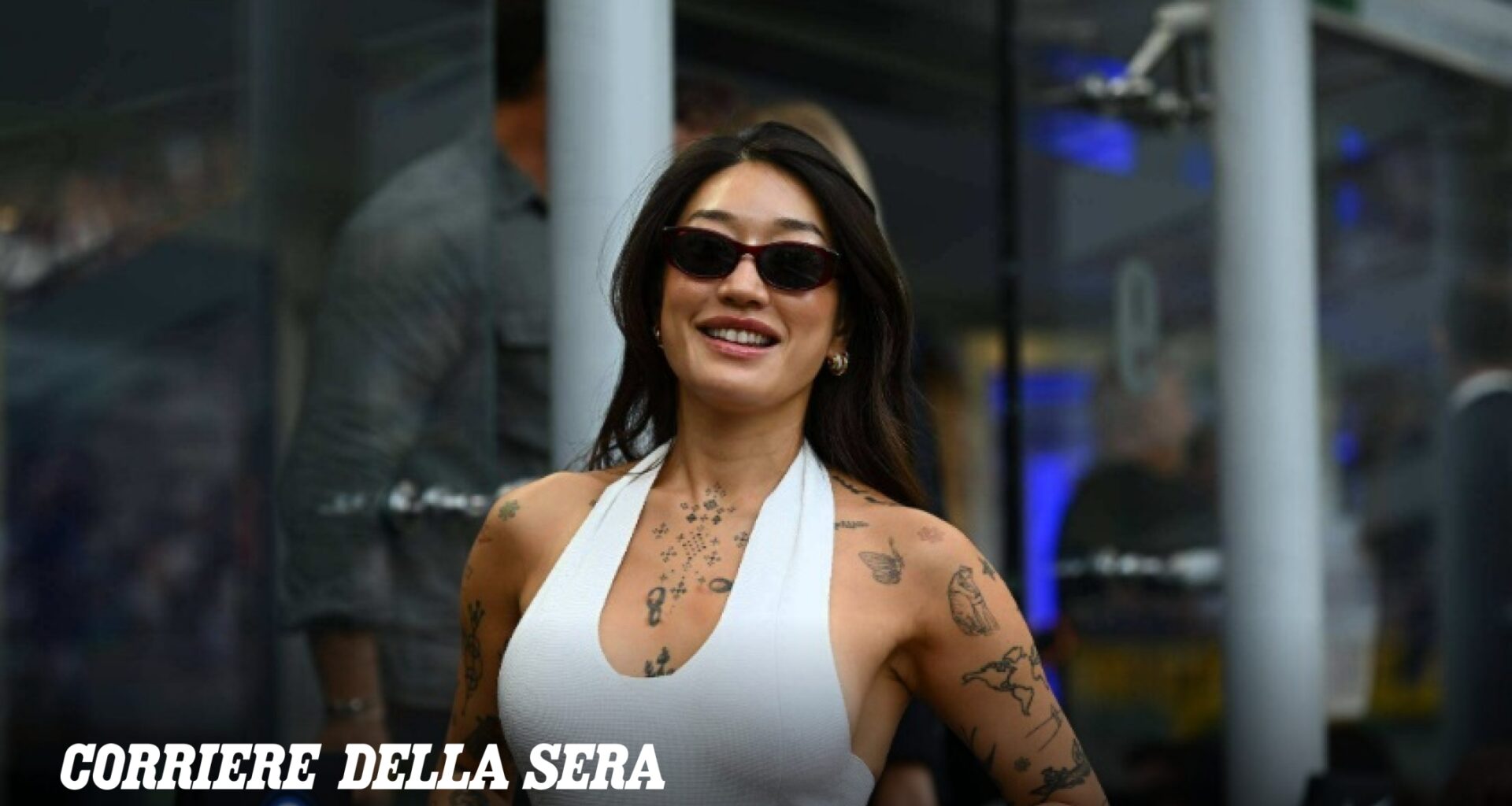 Peggy Gou, total white a San Siro per Inter-Napoli