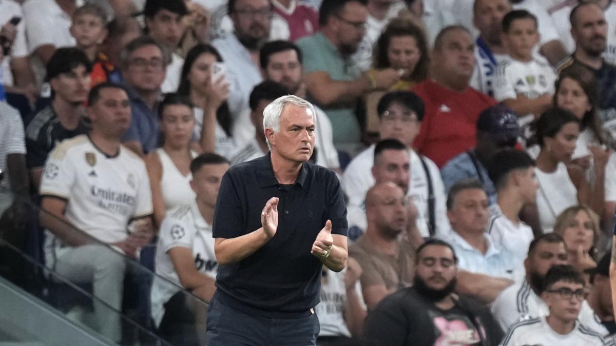Mourinho dopo Real-Inter: "Gara pazza, fantastica per tutti, tranne per me e per Chivu..."