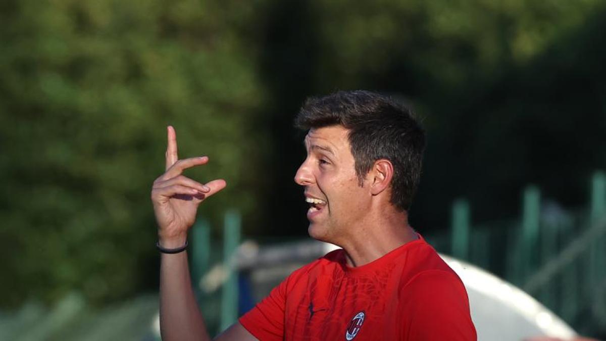 Chi è Sergio Navarro, allenatore che rivoluziona Milan Futuro