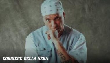 Clementino si schiera con gli autotrasportatori: «Mio nonno faceva il camionista, sarò sempre dalla vostra parte»