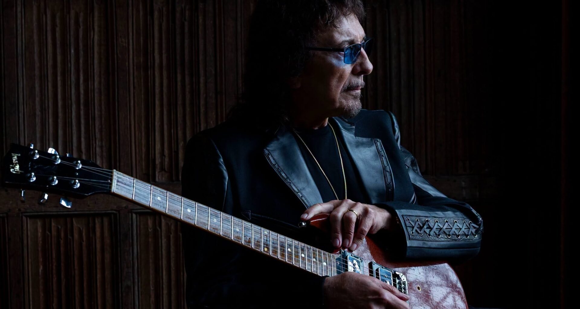 Tony Iommi: guarda il video del nuovo singolo, "Stormwatcher"