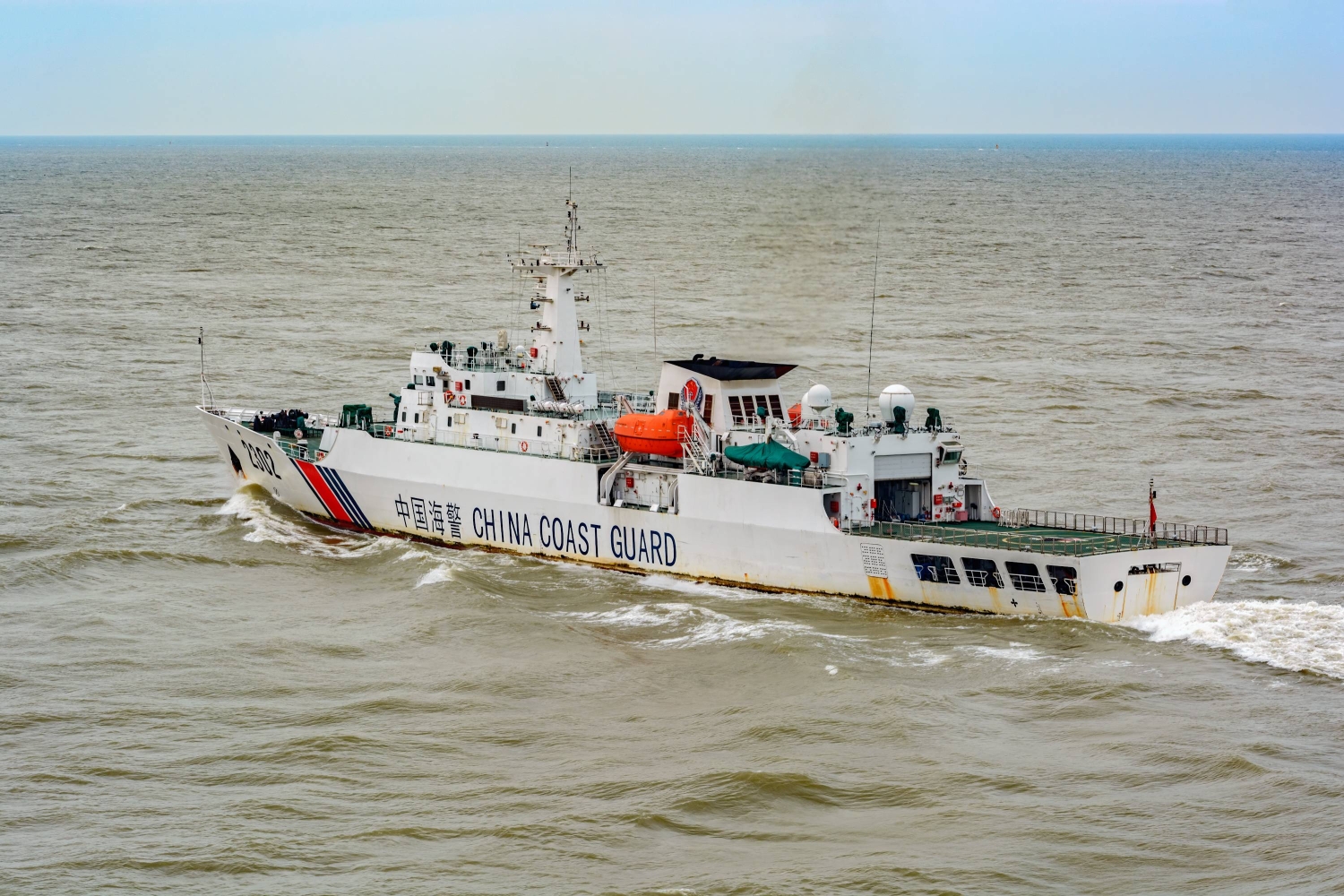 Japan says Chinese ships expelled from near disputed islands