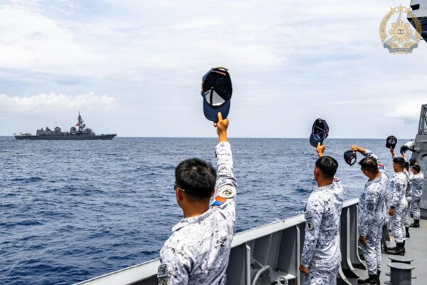 Philippines Holds Joint Exercises With US, Japan in South China Sea Amid Tensions With China