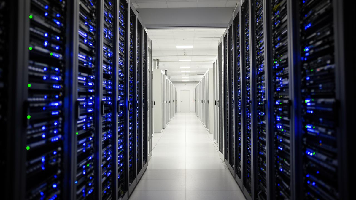 90% of Japan's Data Centers Concentrated in Tokyo and Osaka Regions; AI Boom Spurs Urgent Need for Regional Dispersal — BigGo Finance