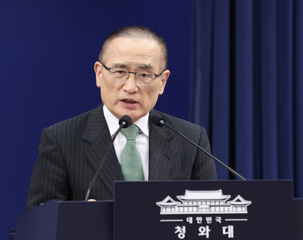 National Security Adviser Wi Sung-lac holds a preliminary briefing at the presidential Chunchugwan on the 3rd regarding President Lee Jae-myung's attendance at the NATO summit and state visit to Mongolia. Cheong Wa Dae Press Corps - Seoul Economic Daily Politics News from South Korea