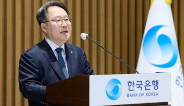 Kwon Min-su, Deputy Governor of the Bank of Korea, delivers his inaugural address at his inauguration ceremony held at the BOK headquarters in Jung-gu, Seoul, on the 21st. Photo courtesy of the Bank of Korea - Seoul Economic Daily Finance News from South Korea