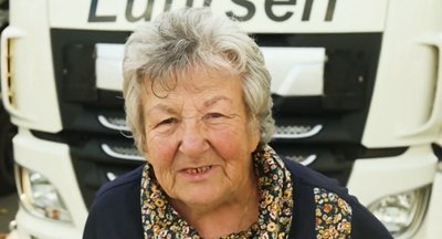 Vairuotoja močiutė Rosi