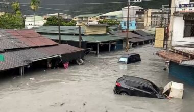 Taivane siaučiant taifūnui išsiliejo ežeras, žuvo 14 žmonių