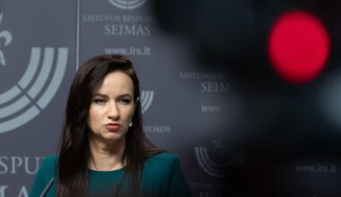 Ruginienė prezidentui pateikė kandidatus į ministrus
