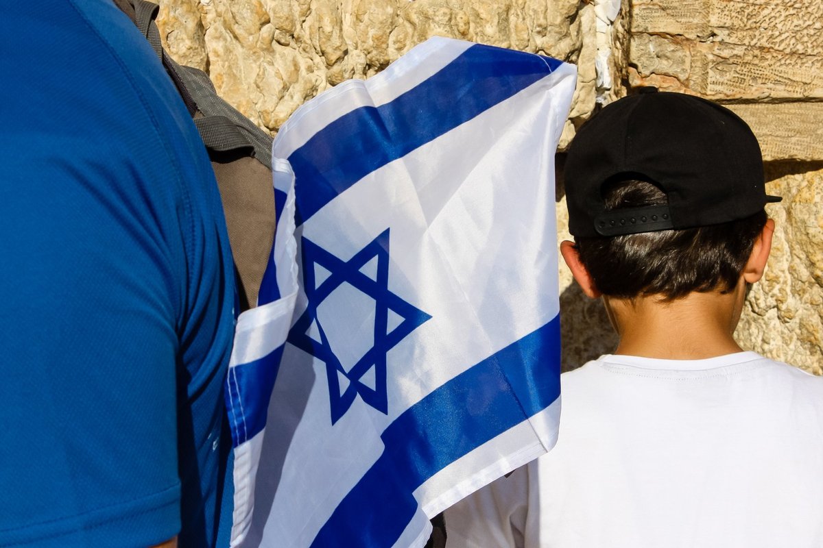 „Hamas“ ieškodama dviejų įkaitų paprašė Izraelio sustabdyti puolimą
