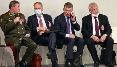 „Delfi“ šaltiniai: atleisto Putino padėjėjo laukia įdomios perspektyvos - Delfi