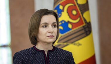 Moldovos prezidentė įspėja dėl Rusijos kišimosi į parlamento rinkimus