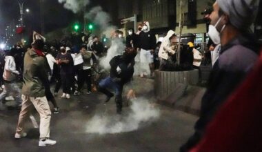 Peru protestų prieš vyriausybę metu sužeista mažiausiai 19 žmonių