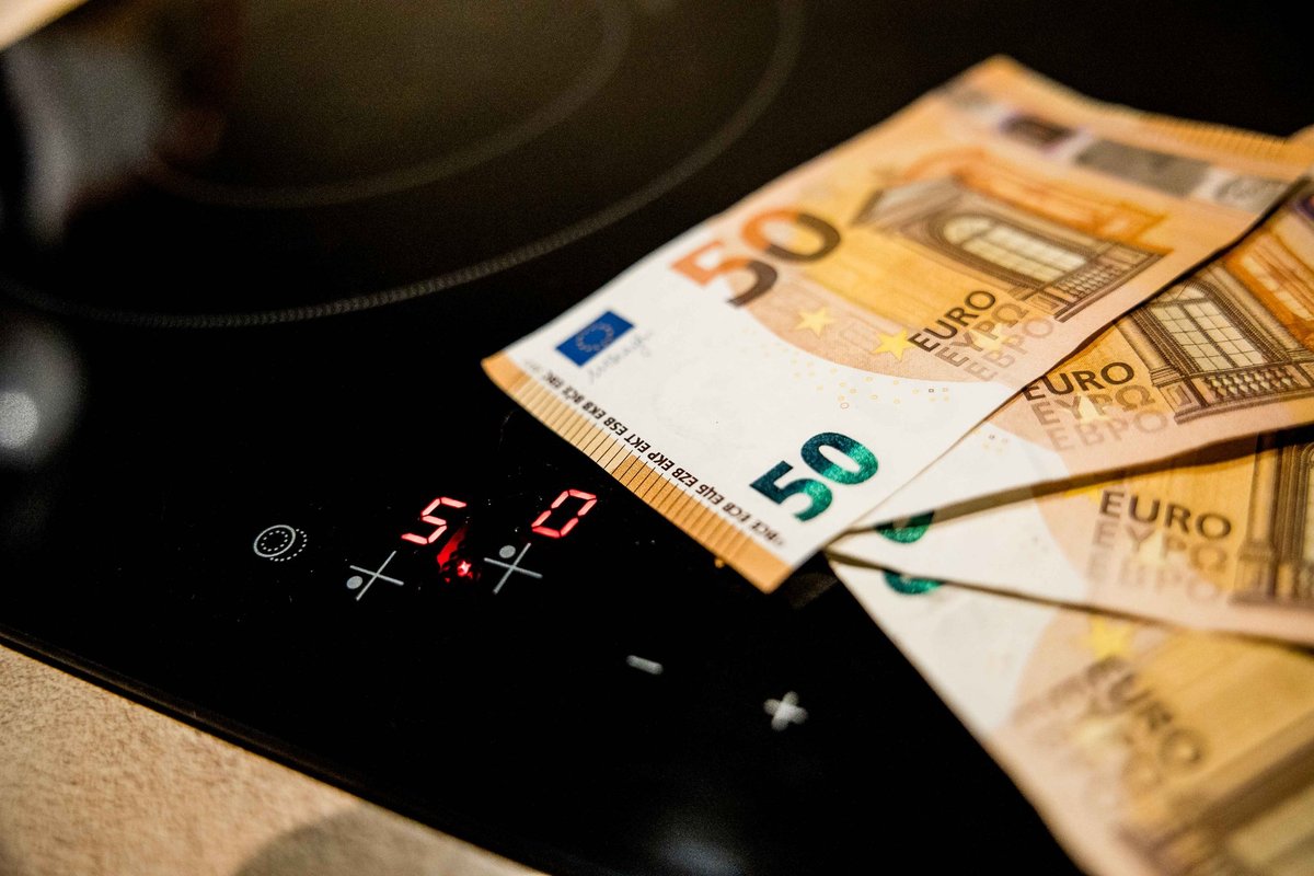 „Elektrum Lietuva“: sumažėjusi vėjo jėgainių gamyba lėmė 52 proc. brangesnę elektrą