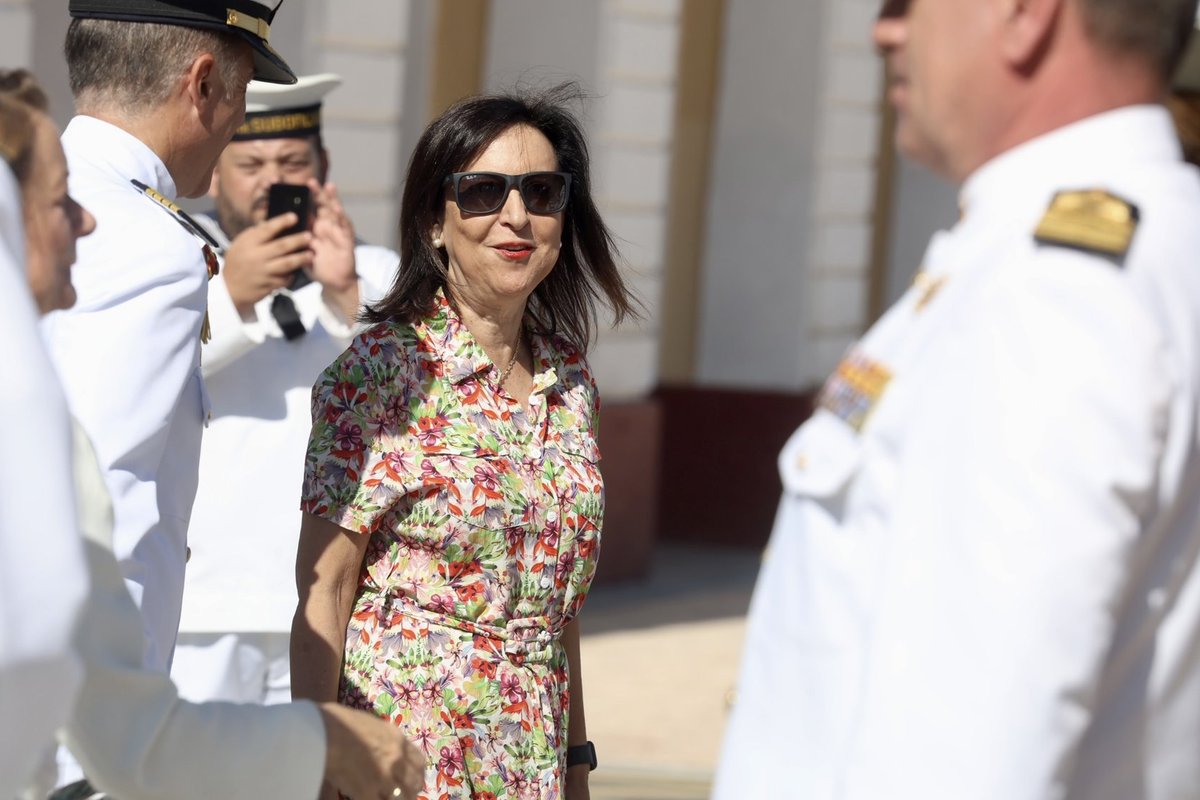 Į Lietuvą skridęs Ispanijos ministrės lėktuvas prie Kaliningrado susidūrė su GPS trikdžiais