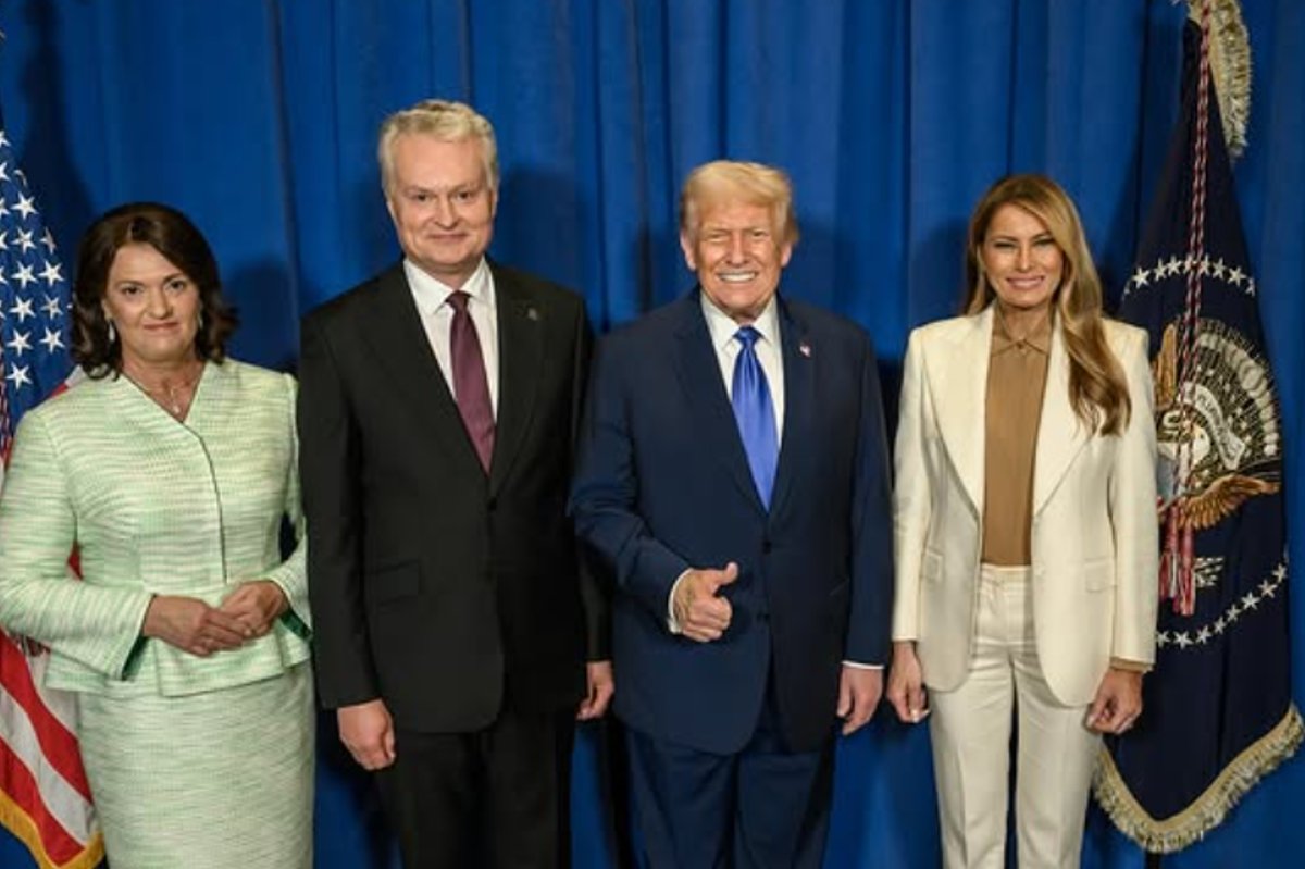 Su Trumpu susitikęs Nausėda sulaukė JAV prezidento pagyrimo