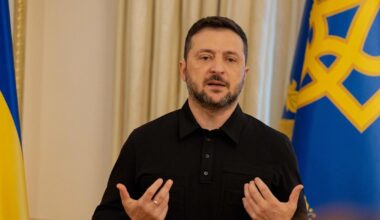 Zelenskis ragina uždaryti Baltijos jūrą Rusijos laivams
