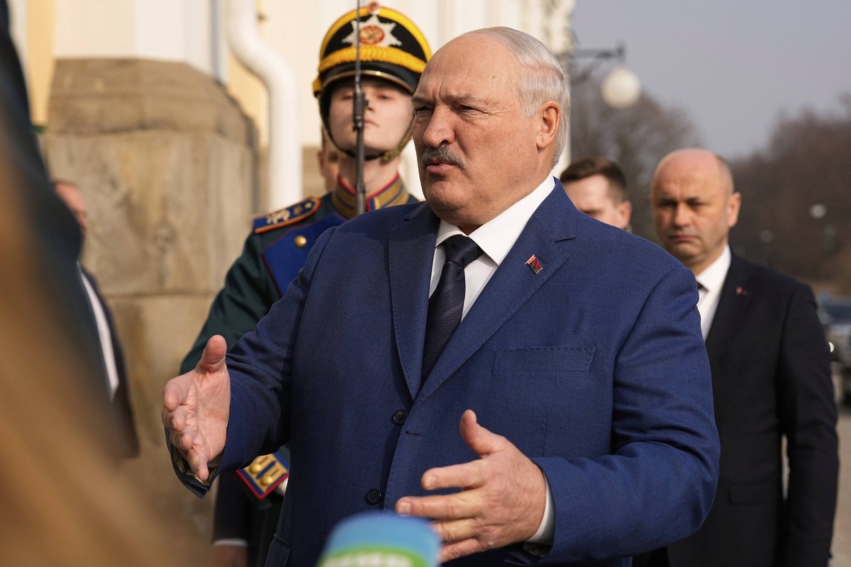 „Jie praras visą Ukrainą“: Lukašenka kalbėjo apie Putino ultimatumus