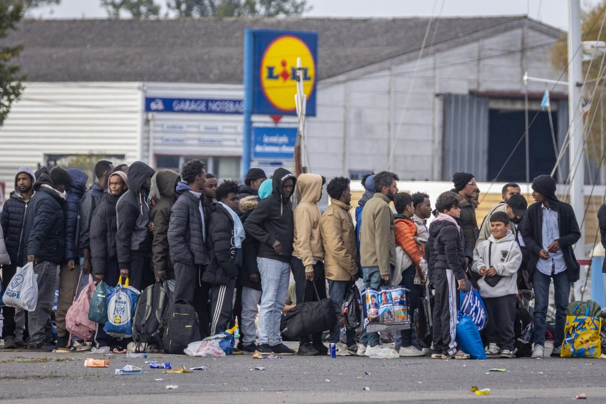 JK žada griežtesnes taisykles šalyje norintiems likti migrantams