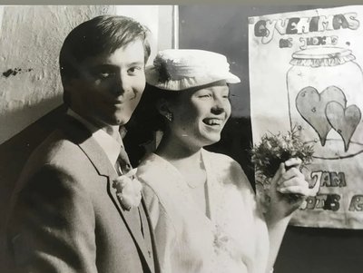 Jurgos sesė Sigutė ir būsimas jos vyras prieš 40 metų