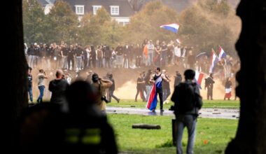 Nyderlanduose per protestą prieš imigraciją kilo susirėmimai su policija