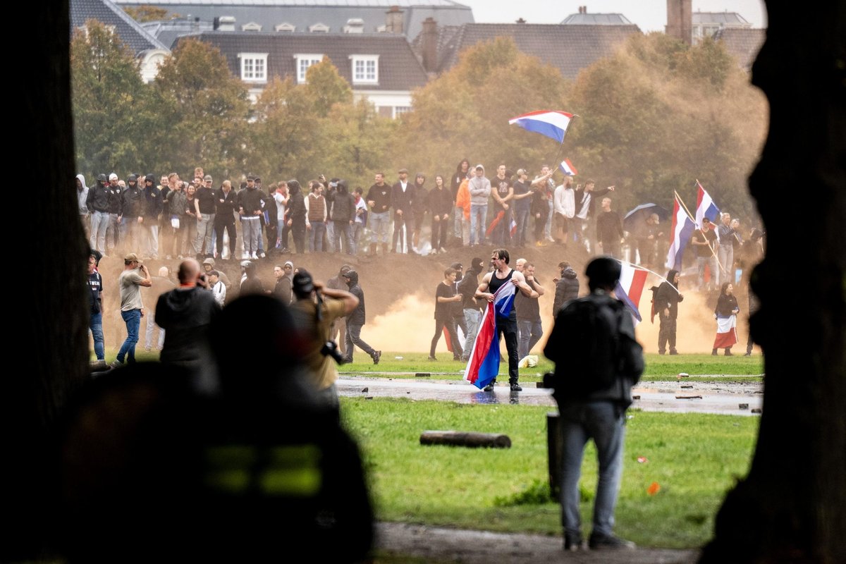 Nyderlanduose per protestą prieš imigraciją kilo susirėmimai su policija