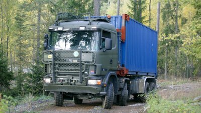 Nyderlandų kariuomenės sunkvežimis