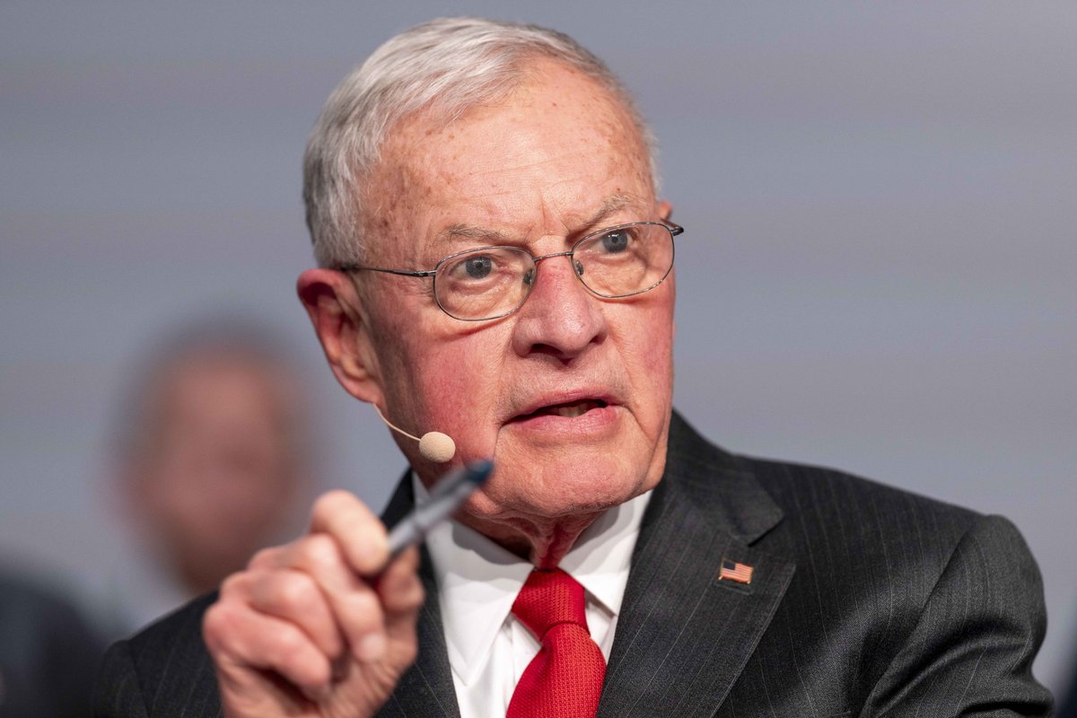 Karas Ukrainoje. Vance'as: JAV pareigūnai svarsto tiekti Ukrainai raketas „Tomahawk“ - Delfi