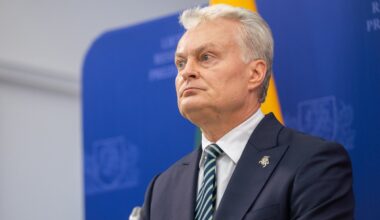 Rumunijos teatro scenoje skambėjo „Gėda Nausėda“