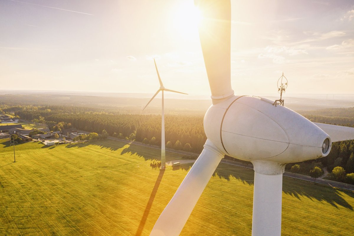 „Elektrum Lietuva“: sustiprėjęs vėjas praėjusią savaitę lėmė 44 proc. mažesnę elektros kainą