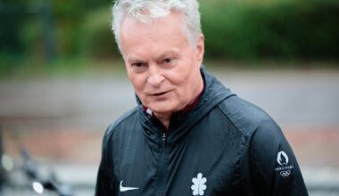 Menininkams atsiribojant, Nausėdos patarėjo reakcija