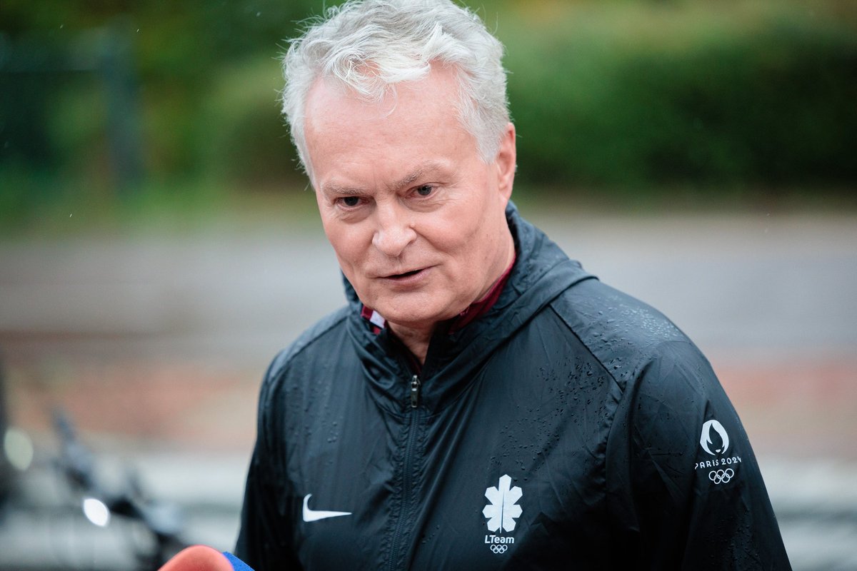 Menininkams atsiribojant, Nausėdos patarėjo reakcija