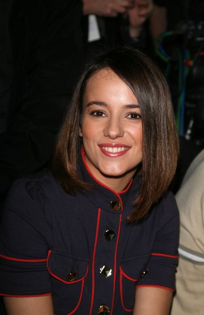 Alizee Jacotey, vadinama tiesiog Alizee