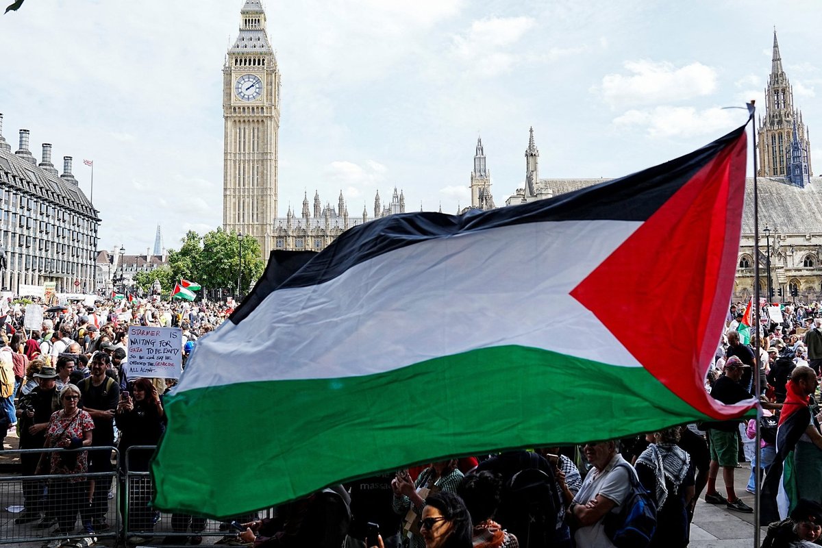 Trys šalys pripažino Palestinos valstybę