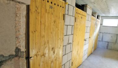 Valdžia užsimojo gyventojų rūsiuose sukurti prabangius karstus