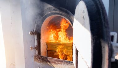 Po rekordinių nuostolių Ukrainoje Rusija atidarys didžiausią Europoje krematoriumą