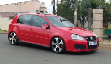 Šie „Volkswagen“ automobiliai virsta tikru vairuotojų košmaru, vairuotojai nenustoja keiktis