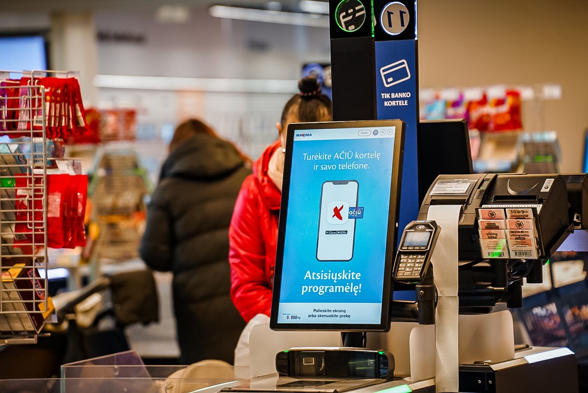 beveik pusė lietuvių pirmenybę teikia savitarnos kasoms