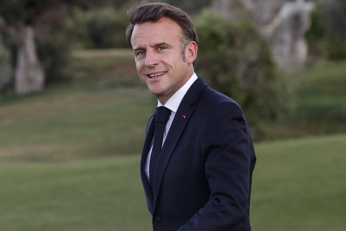 Niujorke Macronas buvo priverstas daryti tai, kas jam neįprasta