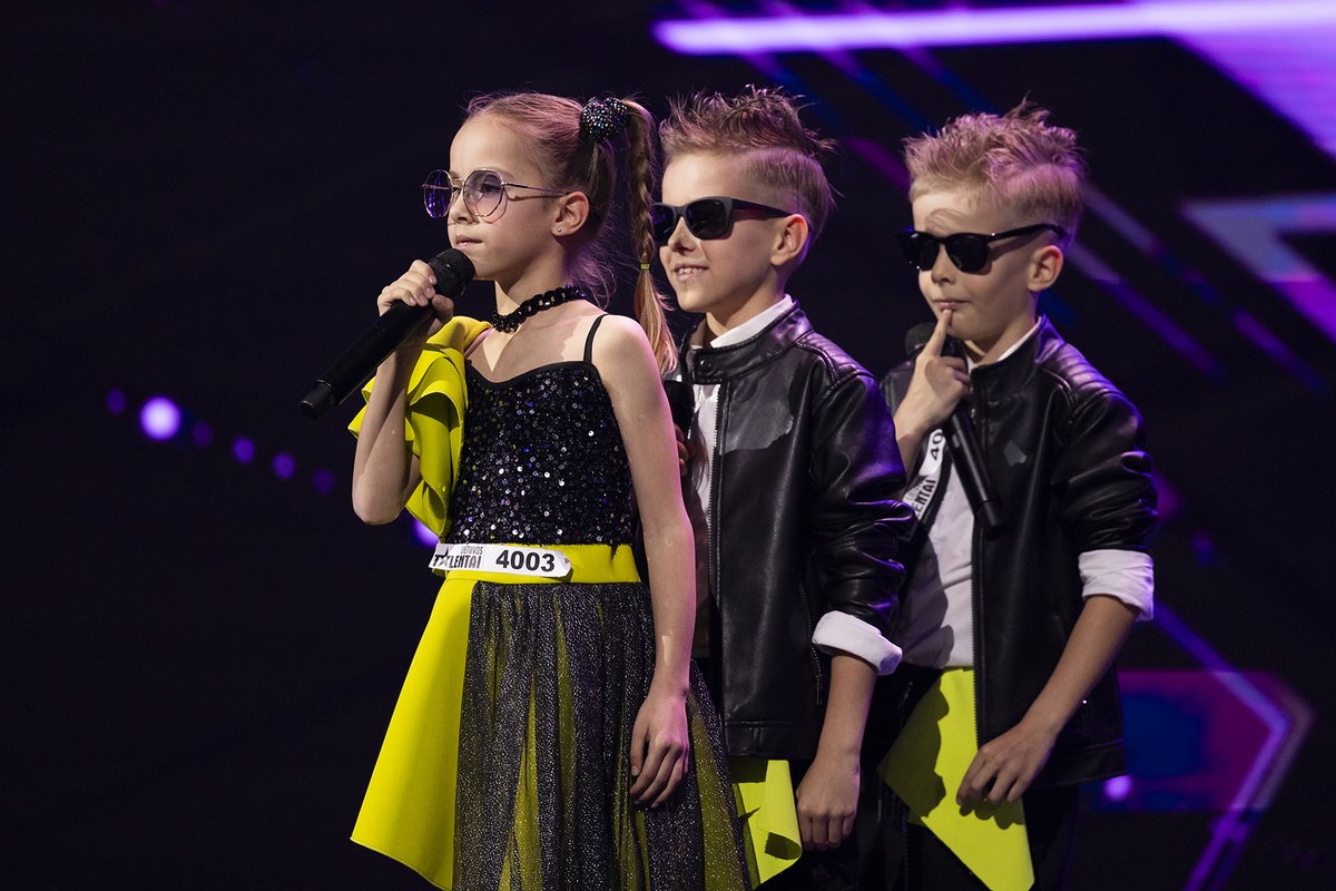 „Lietuvos talentuose“ – netikėtas 7-mečių trynukų pasirodymas: sudrebinsim visą sceną