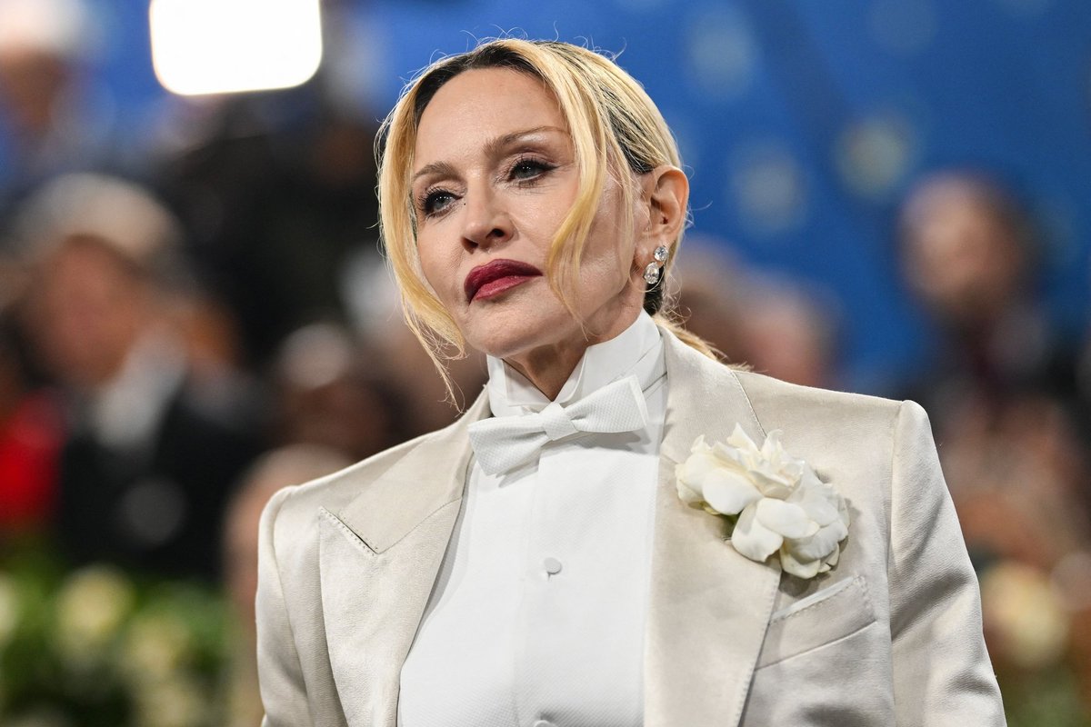 Madonna atsidūrė ties mirties riba: dėl sepsio buvo panirusi į komą